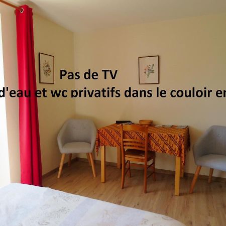 O Pres D'Ici Chambres D'Hotes Lievans Eksteriør bilde